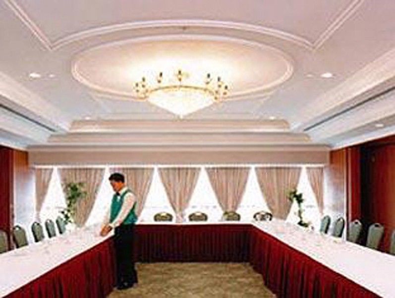 Mulia Hotel Бандар-Сері-Бегаван Екстер'єр фото